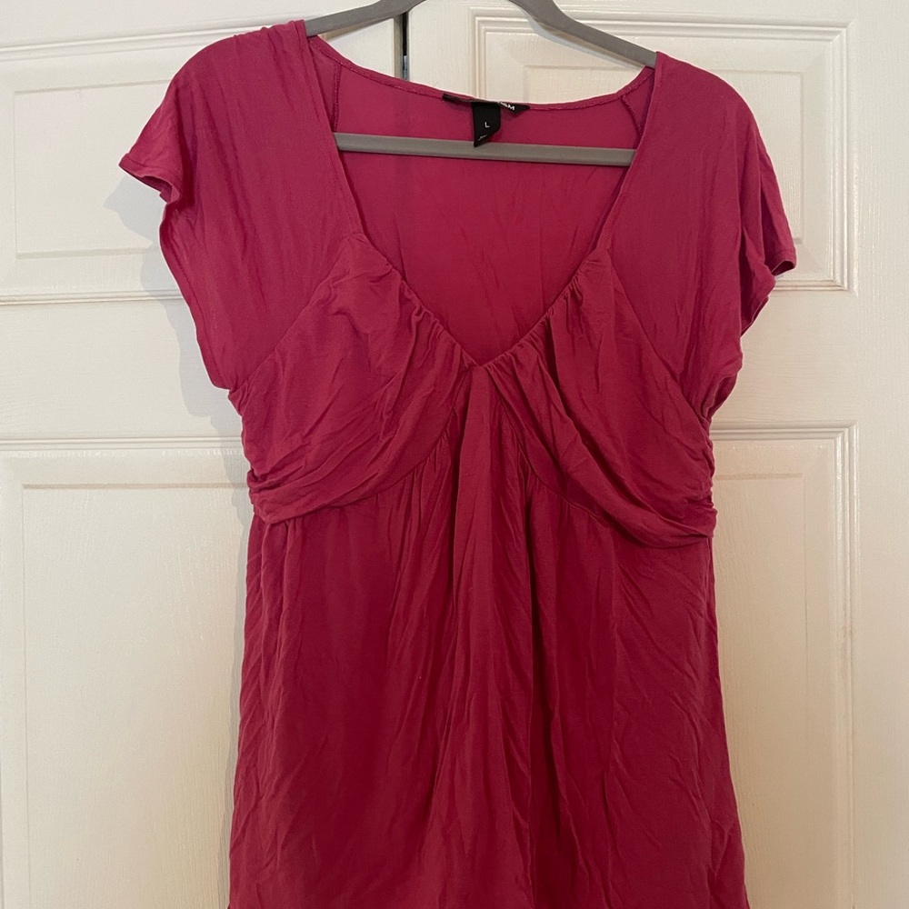 H&M Pink Women's size L knit vneck Top EUC